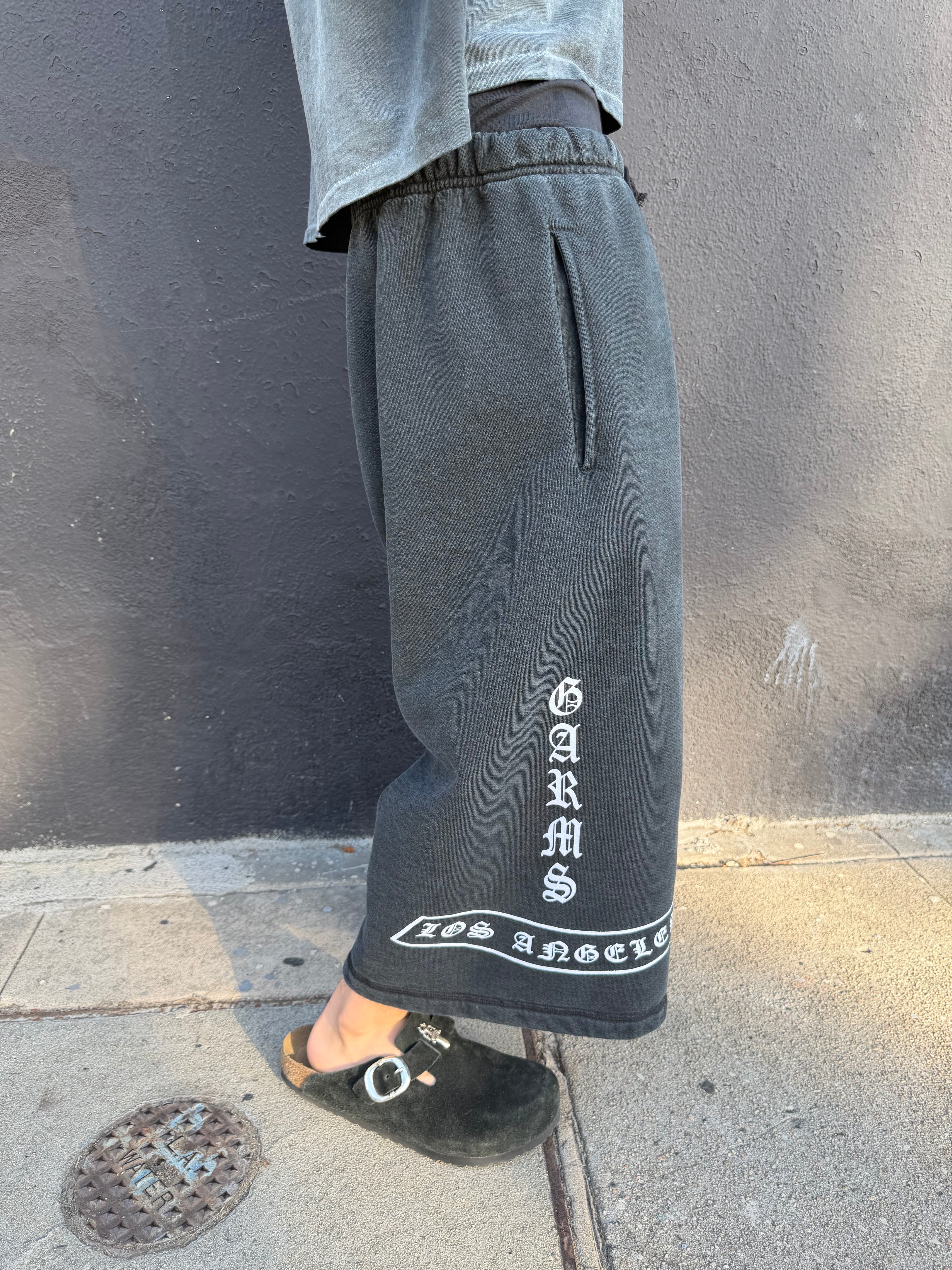 V2 Faded Rocker Panel Sweatshorts