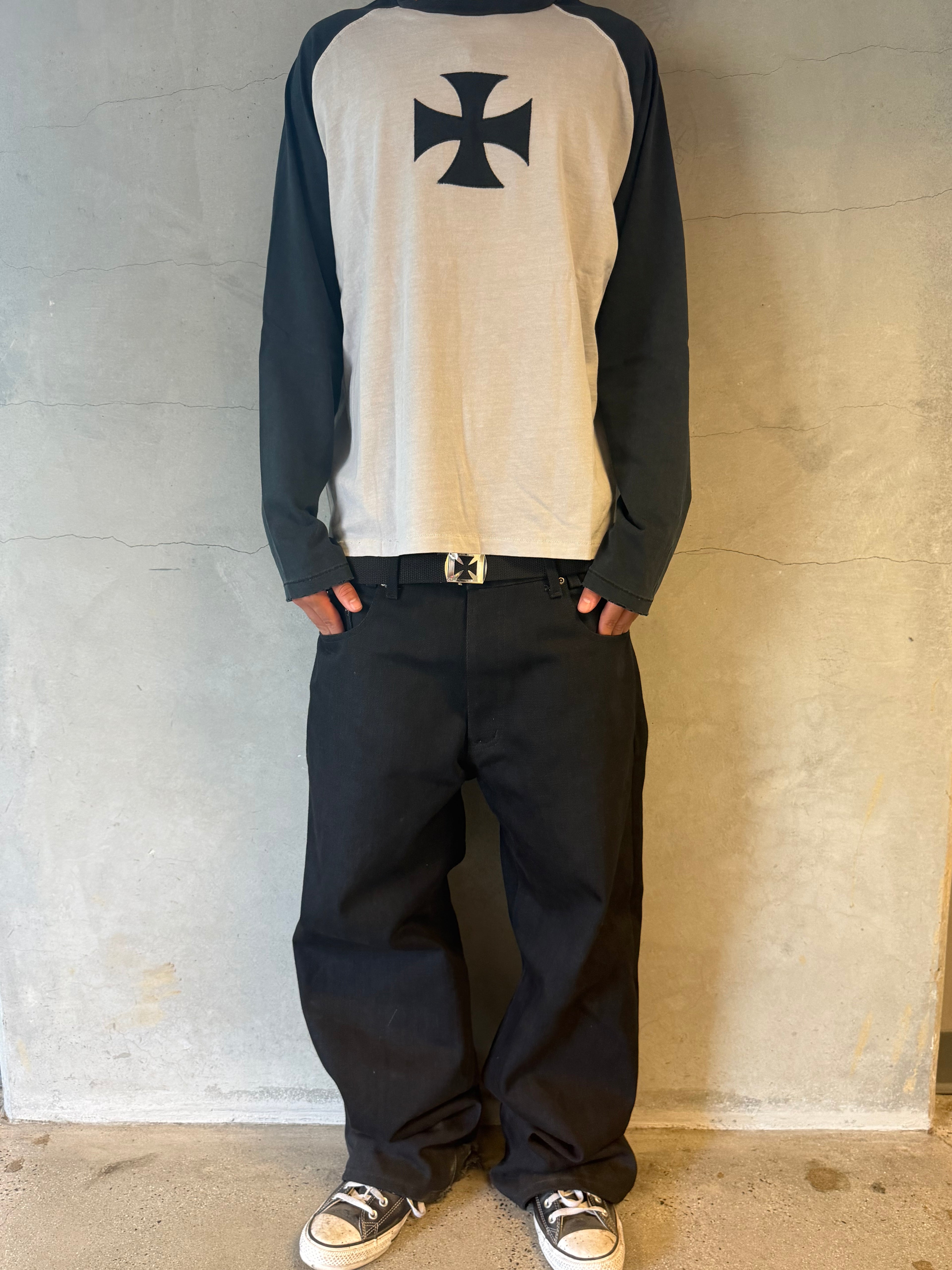Iron Cross Raglan Longsleeve